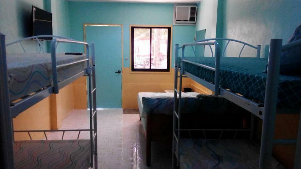 Mother Teresa Rooms And Restaurant Oslob Extérieur photo