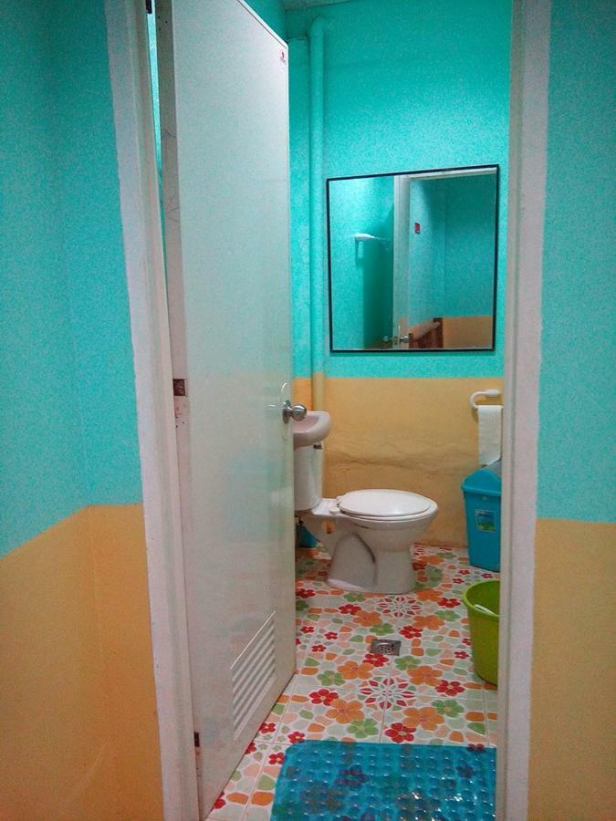 Mother Teresa Rooms And Restaurant Oslob Extérieur photo