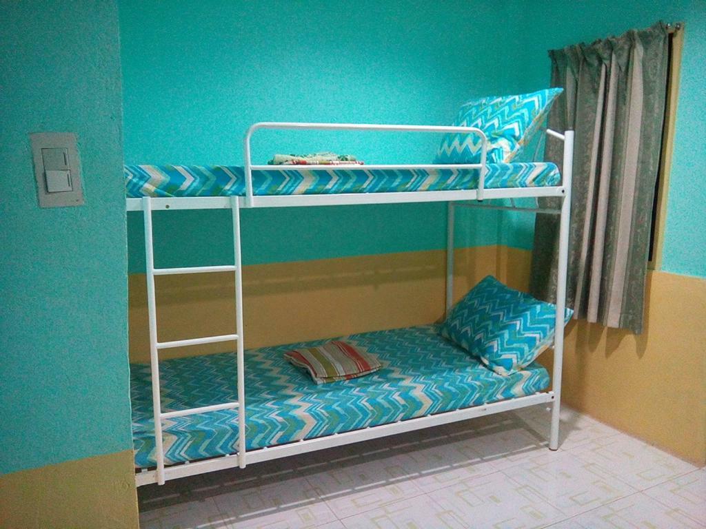 Mother Teresa Rooms And Restaurant Oslob Extérieur photo