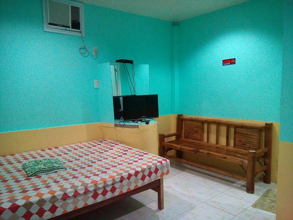 Mother Teresa Rooms And Restaurant Oslob Extérieur photo