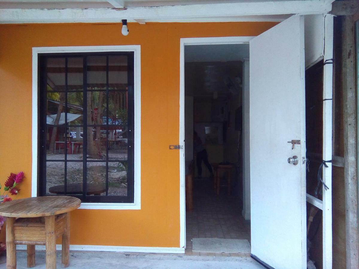 Mother Teresa Rooms And Restaurant Oslob Extérieur photo