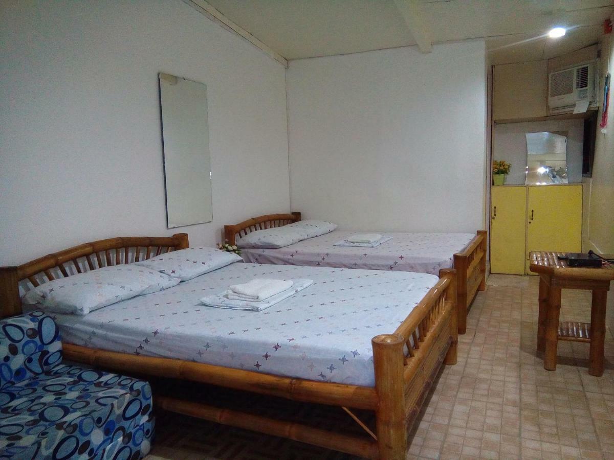 Mother Teresa Rooms And Restaurant Oslob Extérieur photo
