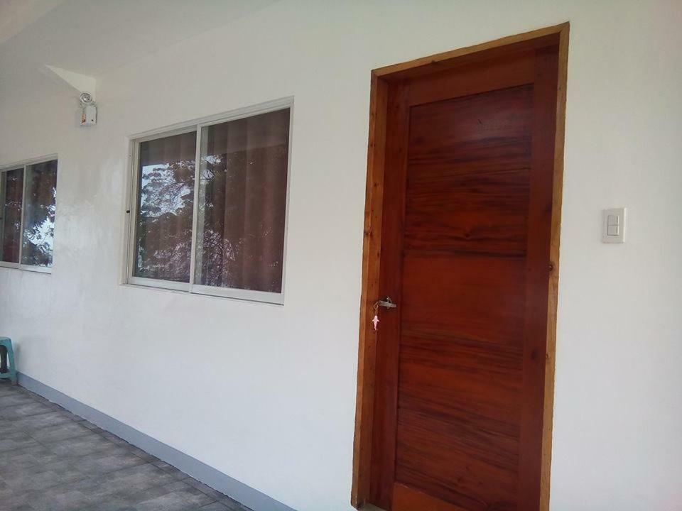 Mother Teresa Rooms And Restaurant Oslob Extérieur photo