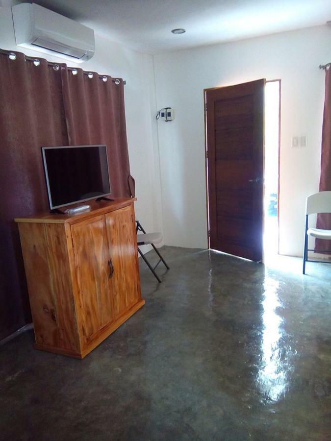 Mother Teresa Rooms And Restaurant Oslob Extérieur photo